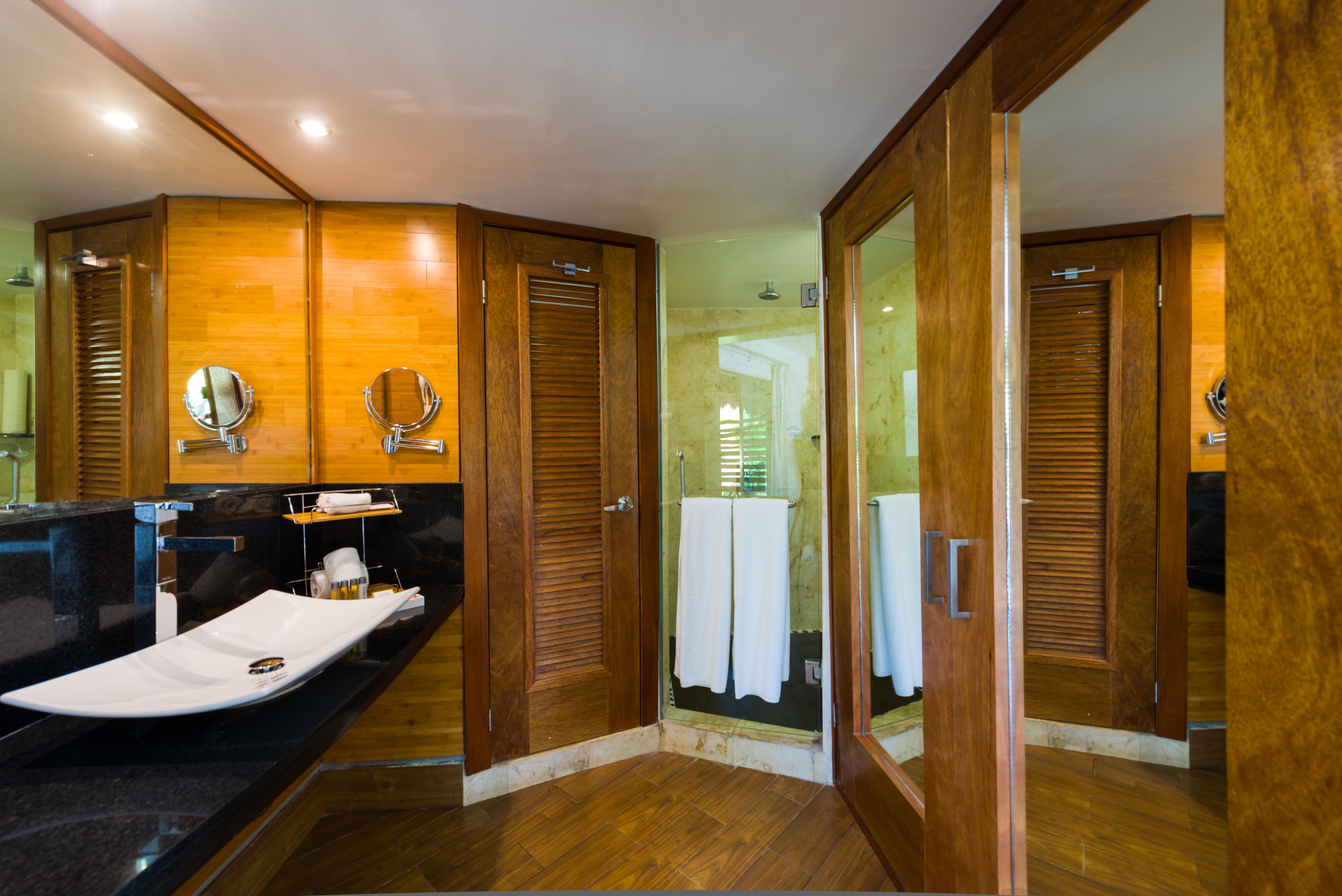 Magic Blue Spa Boutique Hotel Adults Only بلايا ديل كارمن المظهر الخارجي الصورة Bathroom