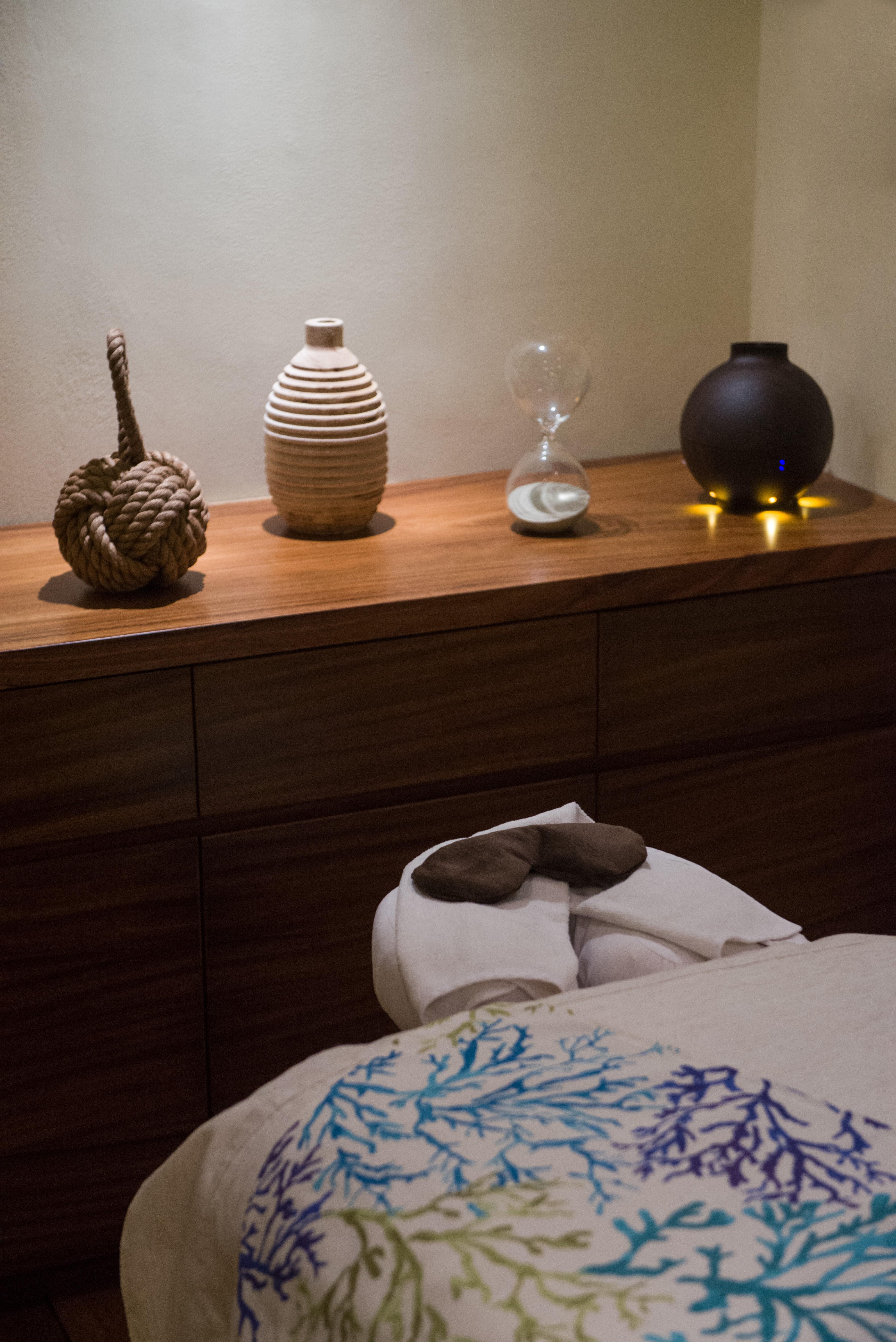 Magic Blue Spa Boutique Hotel Adults Only بلايا ديل كارمن المظهر الخارجي الصورة A hot stone massage