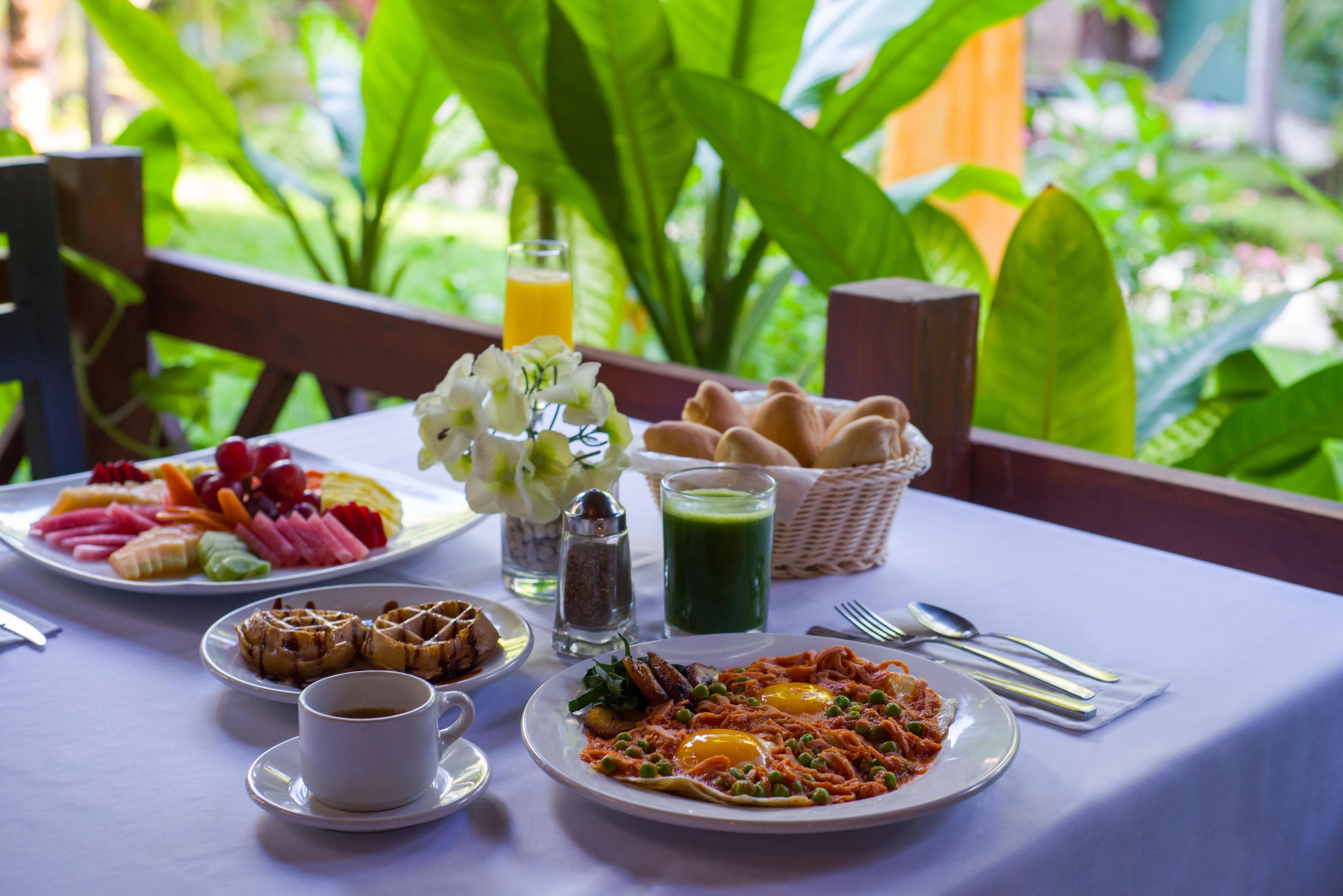 Magic Blue Spa Boutique Hotel Adults Only بلايا ديل كارمن المظهر الخارجي الصورة A typical breakfast at the hotel